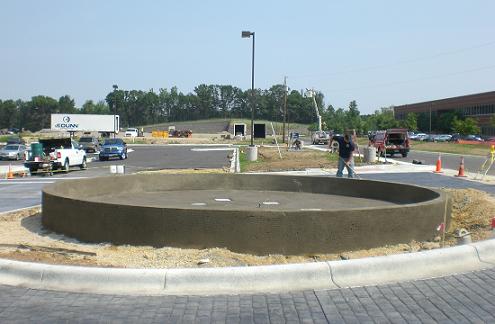 Finished pool fountain for spray ring